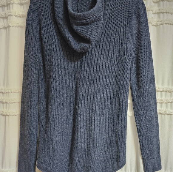 Hollister hooded long sweater. Size small. Final price. - Picture 7 of 8